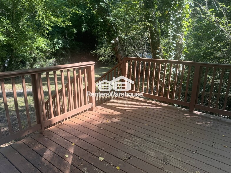 Building Photo - 203 Walthall Ave SE