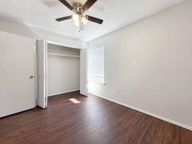 Building Photo - Stylish 2-Bedroom Townhome with Private Patios & Modern Finishes in Burleson, TX