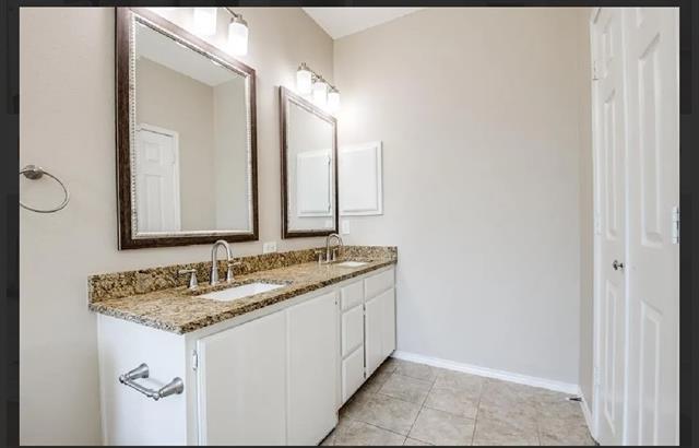 Building Photo - 7800 Kinman Ln