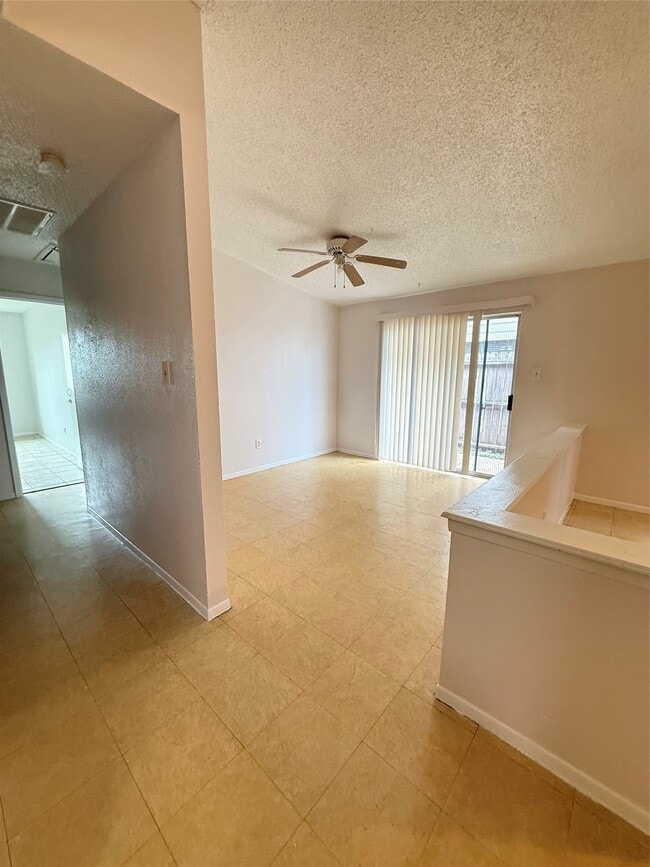 Building Photo - 12119 Tambourine Dr