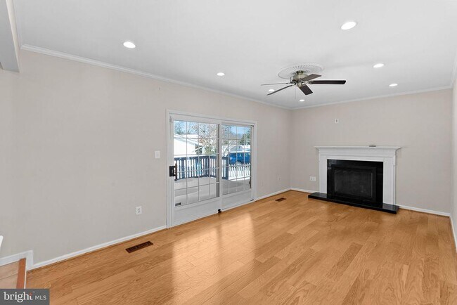 Building Photo - 8916 Arley Dr