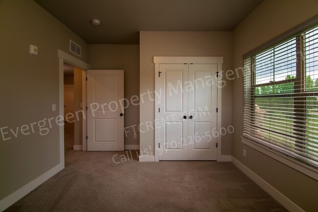 Building Photo - 4612 Hahns Peak Dr