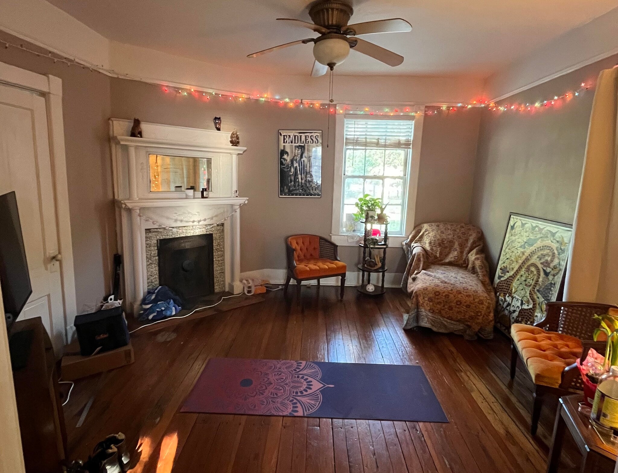 Occupied Living Room - 1215 Java Pl