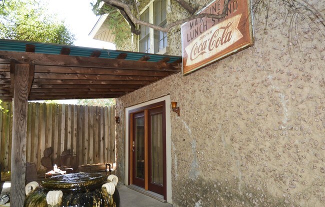 Building Photo - 0000 Austin Ave