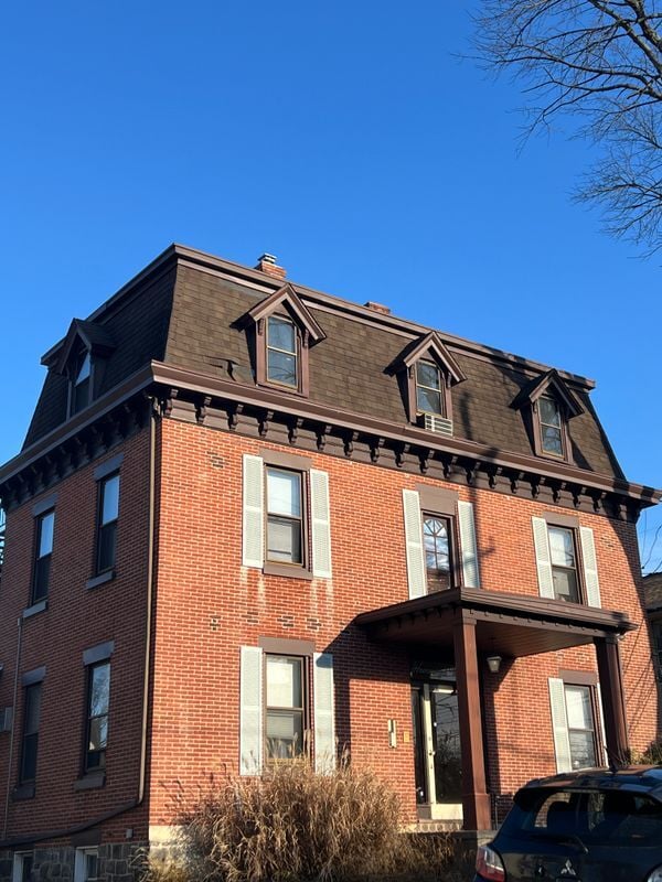 Building Photo - 1209 Lincoln Ave