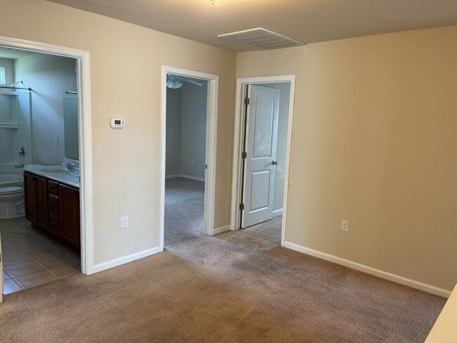 Building Photo - 5373 Grosseto Way