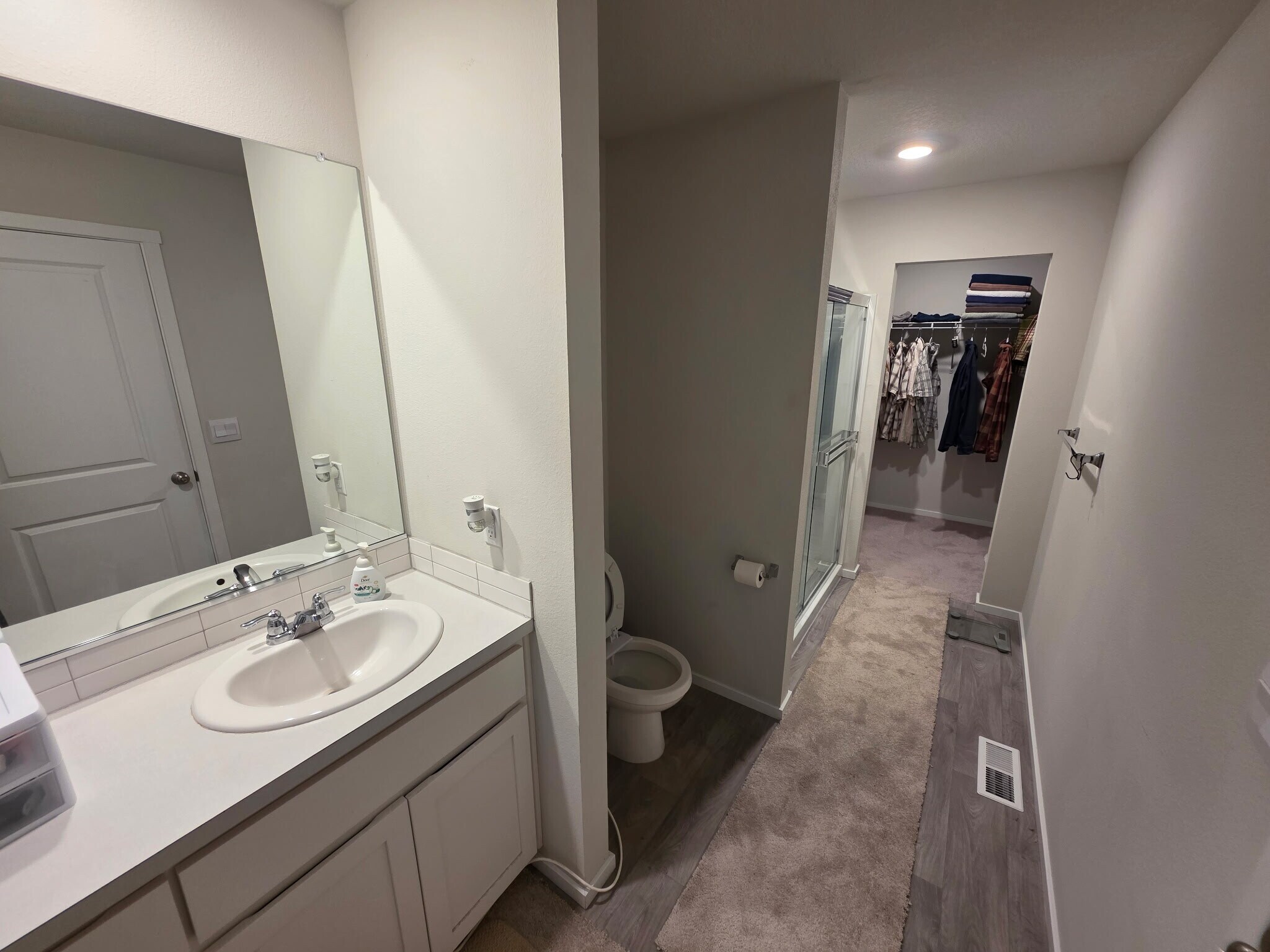 Building Photo - 1403 SW 5th St