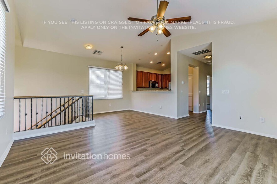 Building Photo - 4101 E Jasper Dr