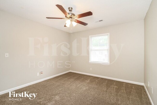 Building Photo - 5010 Promise Land Ct