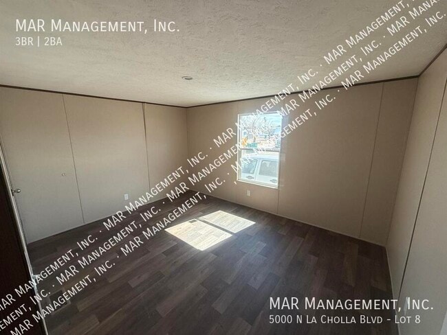 Building Photo - 5000 N La Cholla Blvd