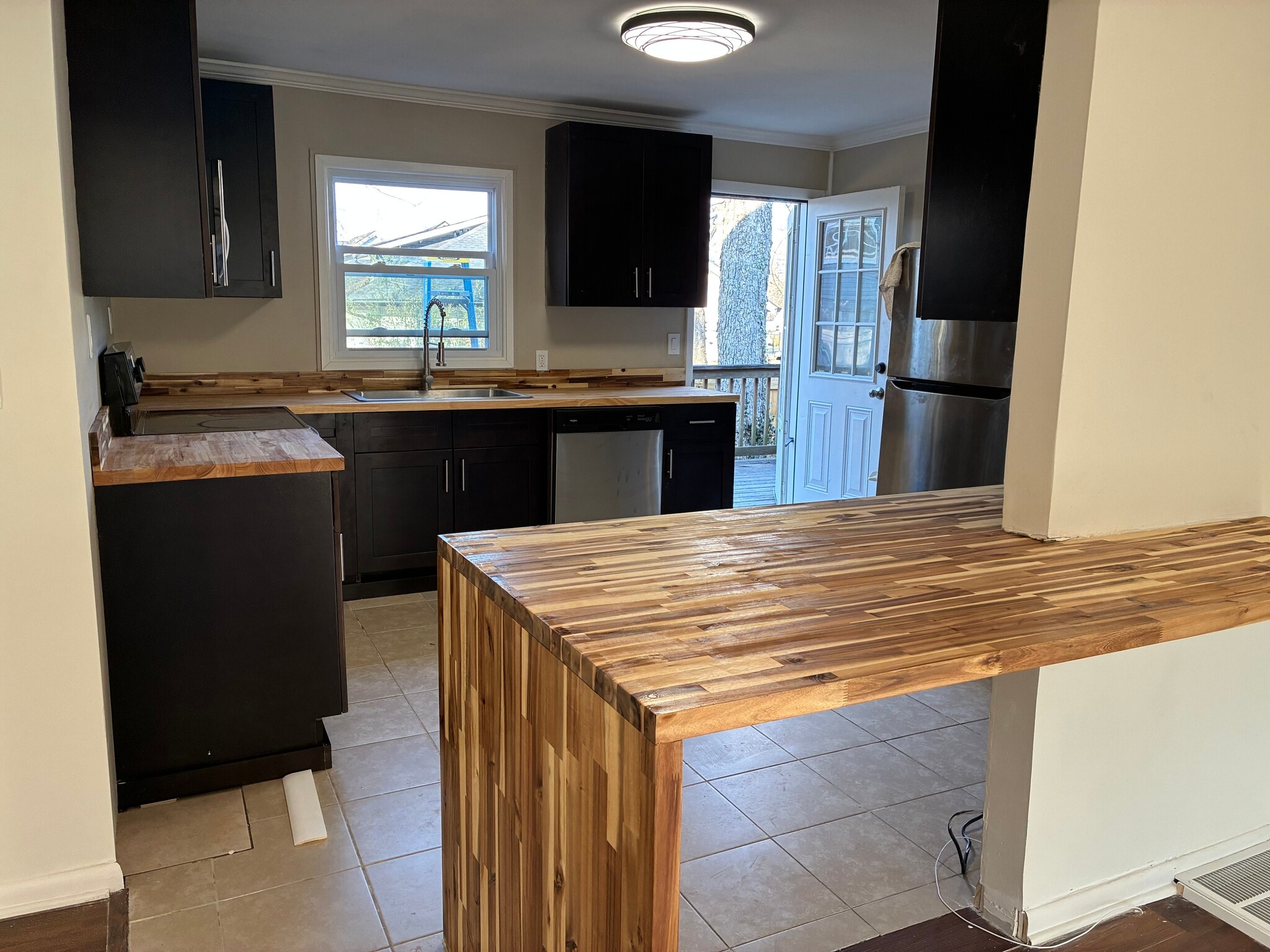 Building Photo - 3805 Burrus St