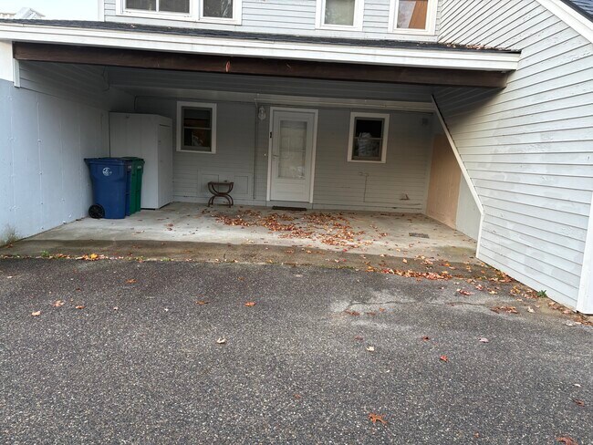 Building Photo - 64 Esker Rd