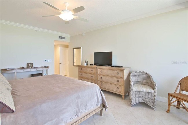 Building Photo - 1800 Benjamin Franklin Dr