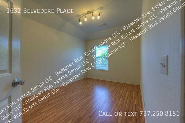 Building Photo - 1632 Belvedere Pl