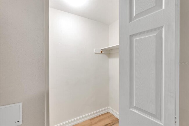 Building Photo - 3835 Almeria Ave