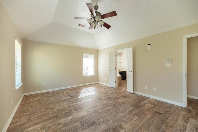 Building Photo - 27210 Afton Way