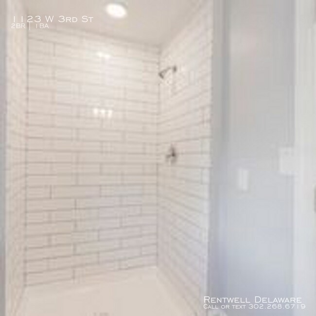 Building Photo - Beautiful Renovated Townhome $1100