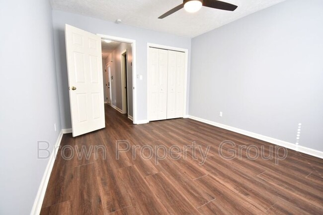 Building Photo - 295 Warton Ln