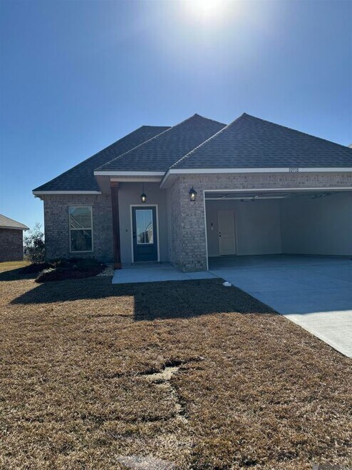 Building Photo - 10918 Denali Ave