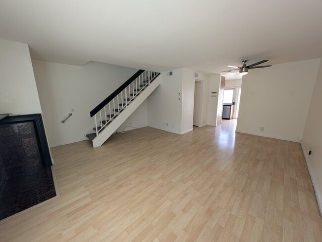 Building Photo - MOVE-IN READY - SPACIOUS 2-BEDROOM TOWNHOM...
