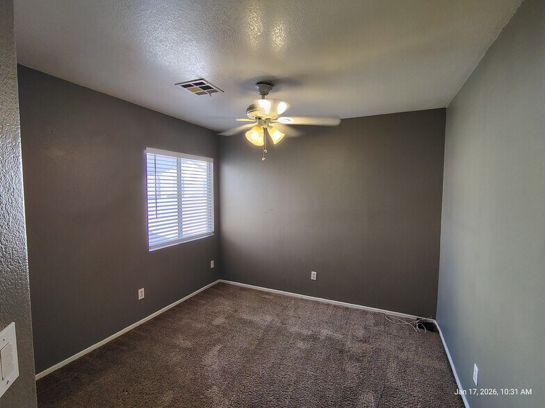 Building Photo - 5951 Gentleslope St