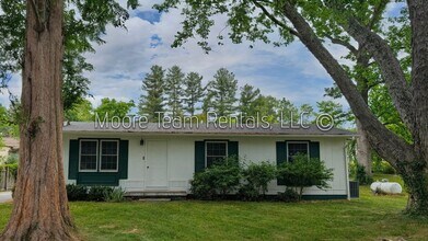 Building Photo - 3 Bed / 1 Bath House