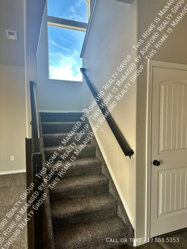 Building Photo - 7351 Coppermine Ct