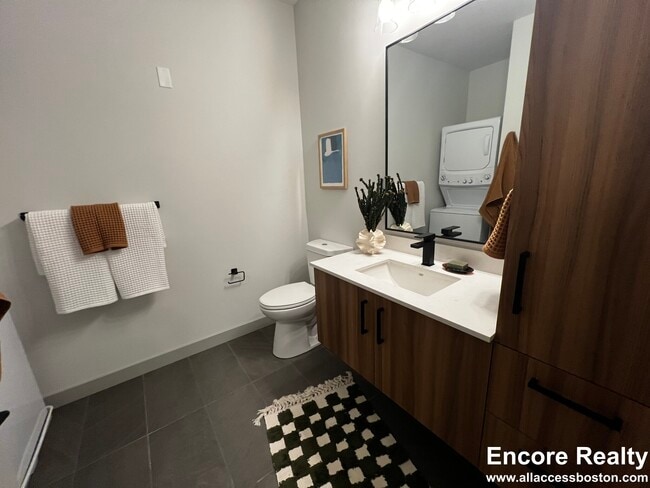 Building Photo - 80 Rugg Rd