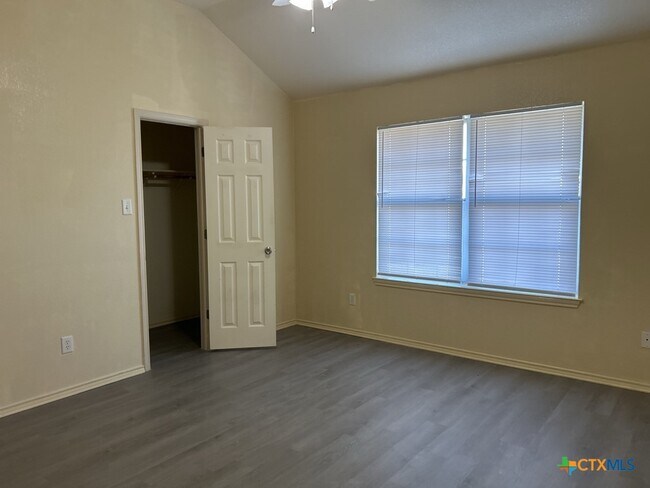 Building Photo - 4103 Alan Kent Dr