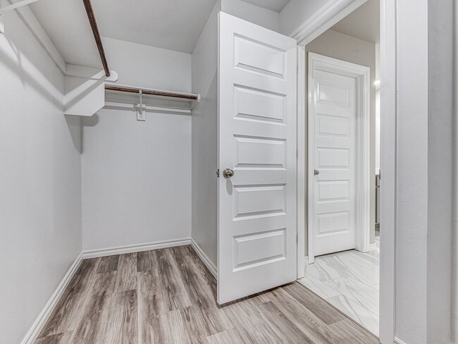 Building Photo - Beautiful brand new home + Deer Creek Scho...