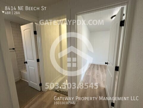 Building Photo - 8414 NE Beech St