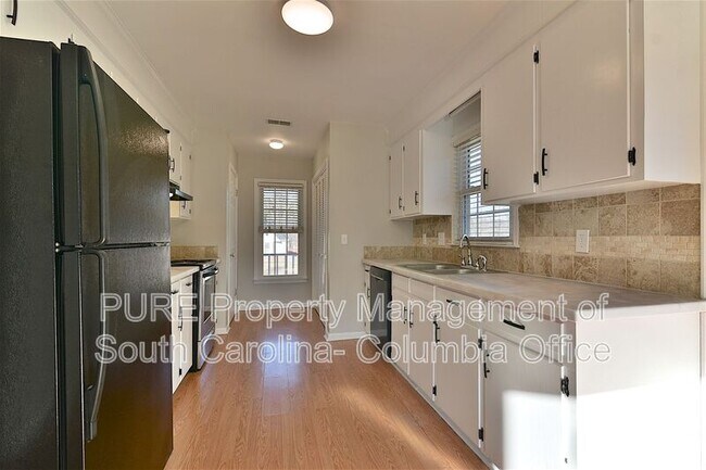 Building Photo - 213 Puller Ct
