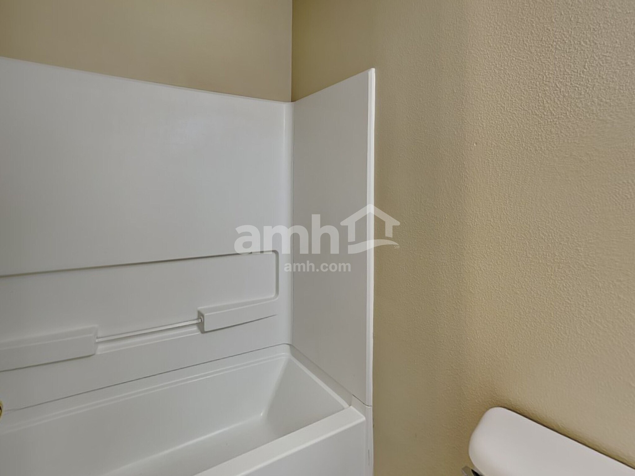 Building Photo - 10767 Wymm Ln