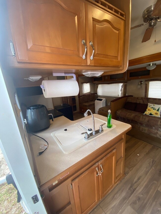Building Photo - 2270 Topsail Dr