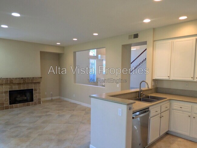 Building Photo - 13620 Essence Rd