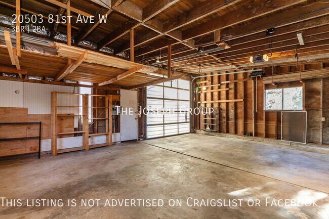 Building Photo - Open and bright 3 bed/1.75 bath in Edmonds!