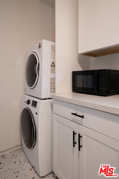 Building Photo - 459 E Avenida Olancha