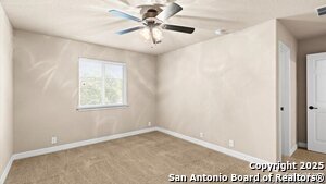 Building Photo - 605 Oakmont Way