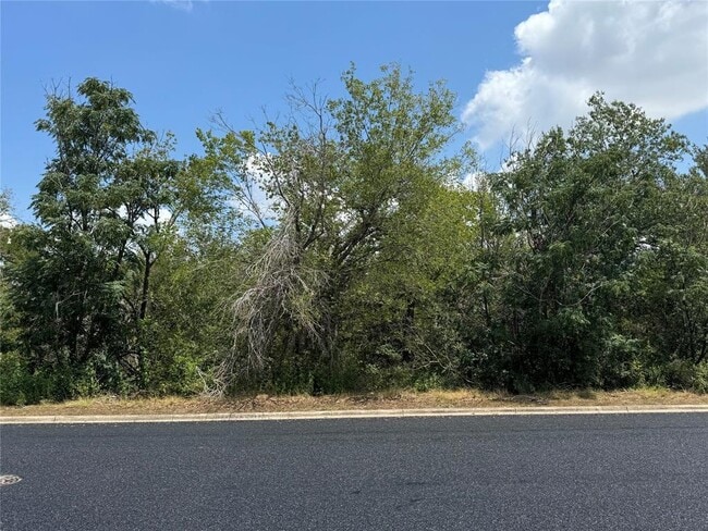 Building Photo - 5609 Viewpoint Dr