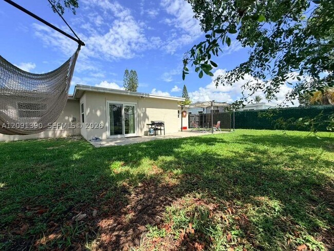 Building Photo - 2631 NW 94th Ave