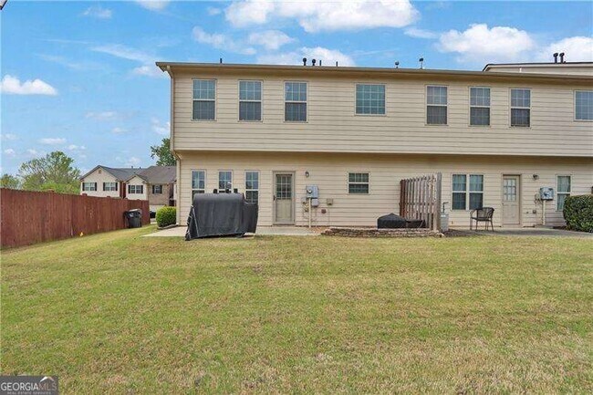 Building Photo - 2145 Waterford Park Dr