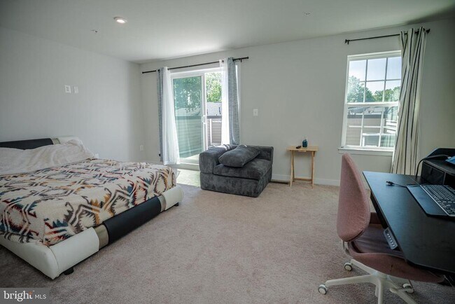 Building Photo - 8210 Goldstone Ct