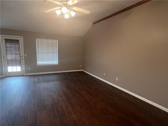 Building Photo - 15920 Korie Dr