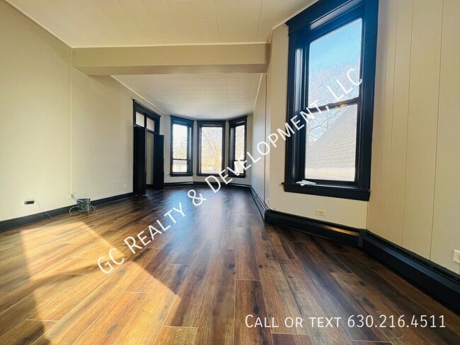 Building Photo - *** REST OF MARCH RENT FREE / 2ND FLOOR UN...