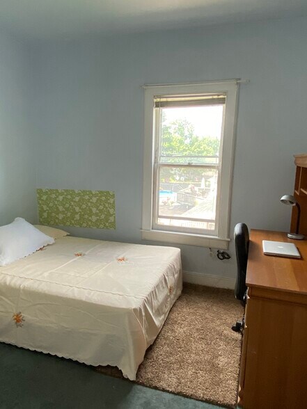 Building Photo - 171 W End Ave