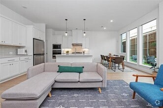 Building Photo - 108 Enclave Wy