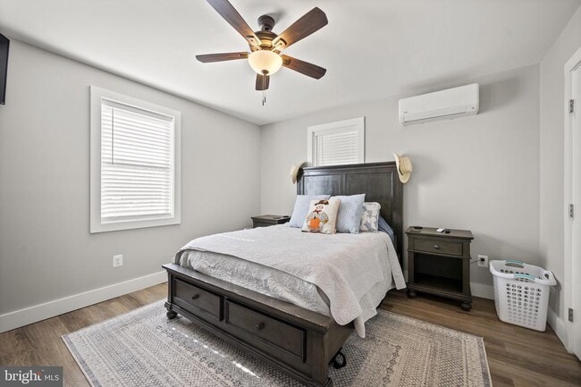 Building Photo - 11021 Bowerman Rd