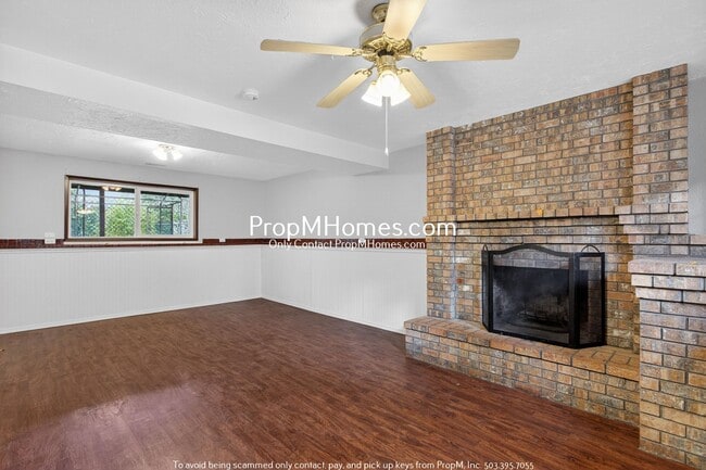 Building Photo - Secluded Nature Retreat: 4 Bedrooms!