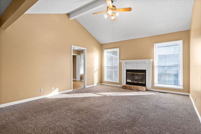 Building Photo - Quiet home near Fort Campbell- Waiting for you to call home