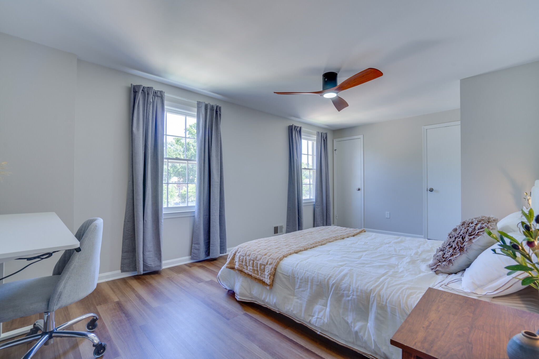 Primary Bedroom - 8056 Central Park Dr